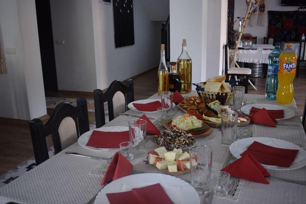 Pensiunea Vasilica Ceterasu Oncesti (Maramures) Bagian luar foto